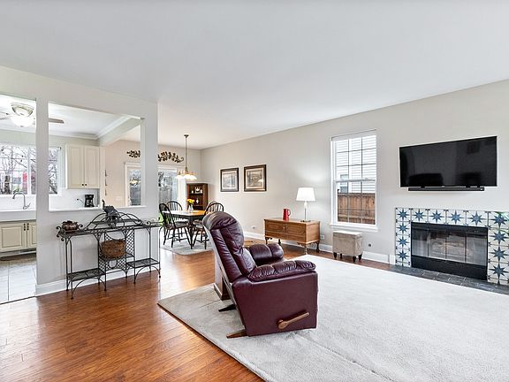 3rd image of 348 Timber Oaks Dr