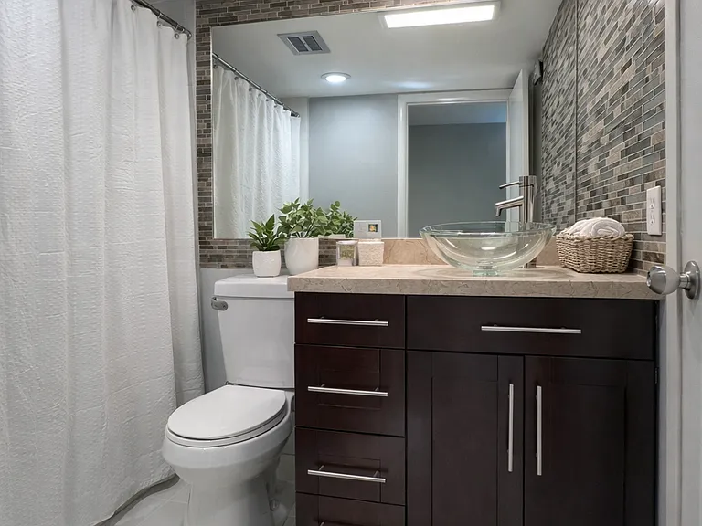 2311 S Cypress Bend Dr — Photo 12