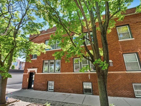 2315 W Waveland Ave #1, Chicago, IL 60618
