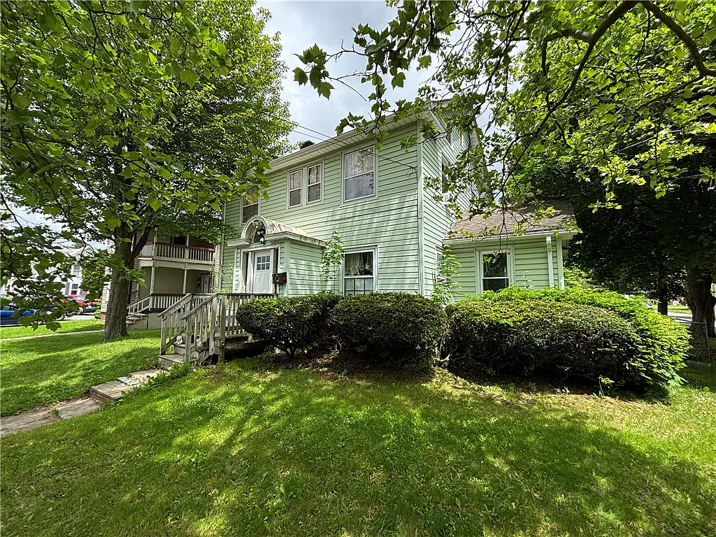 717 Spaulding St photo 1