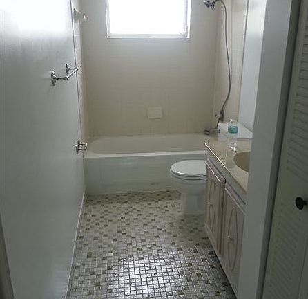 2nd image of 9369 Fontainebleau Blvd APT J208