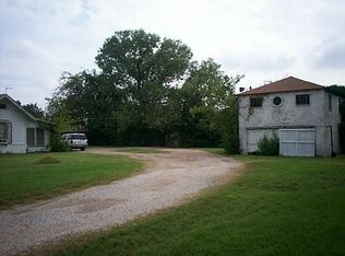 726 N Irving Heights Dr, Irving, TX 75061