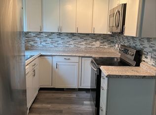 7 Wexford Rd, Syracuse, NY 13214