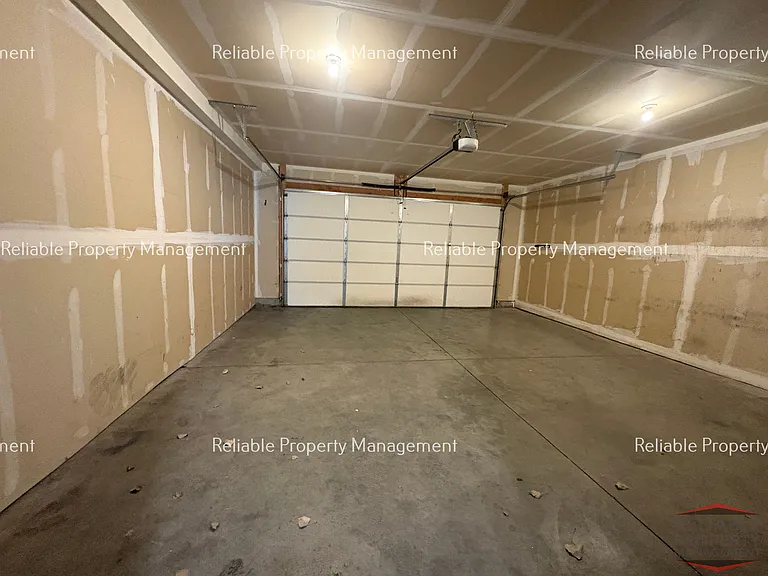 148 S Emery Ln — Photo 16