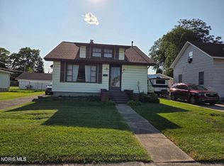 512 Harrison St, Pt Clinton, OH 43452
