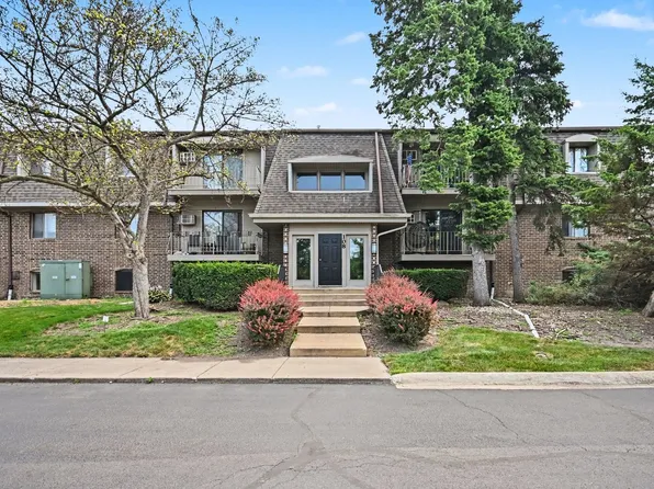 108 E Bailey Rd APT B, Naperville, IL 60565