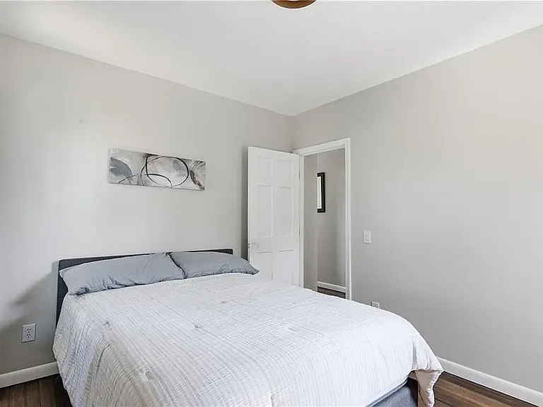 59 Bourne Ave — Photo 9