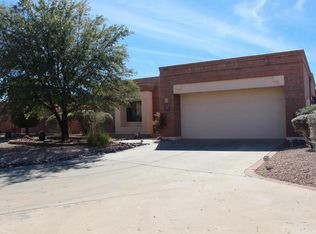 2073 W Placita De Enero, Green Valley, AZ 85622