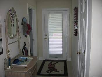 4th image of 5016 Glen Cove Dr