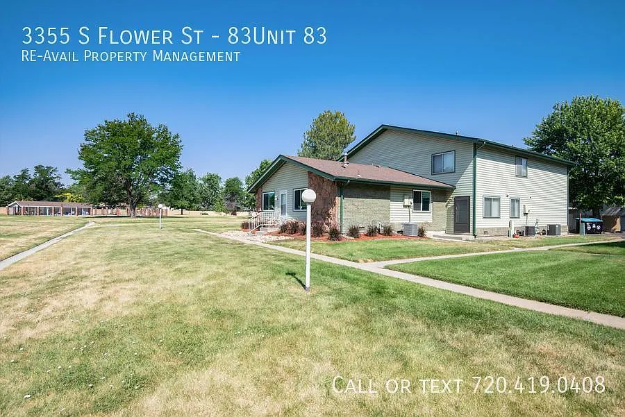 2 bed, 944 sqft, $1,745 — Photo 2
