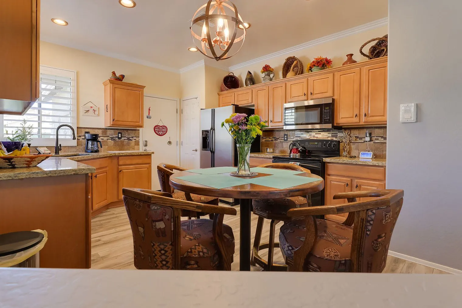 2 bed, 2.0 bath, 1151 sqft, $3,128 — Photo 3