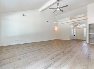 8875 N Woodrow Ave, Fresno, CA 93720