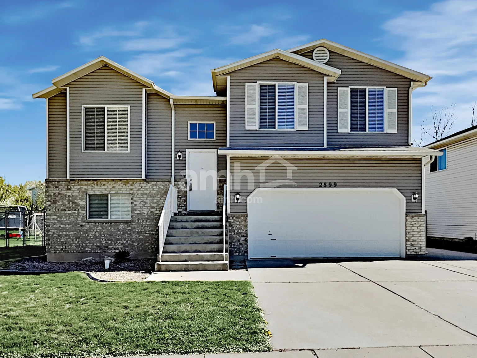 4 bed, 3.0 bath, 1898 sqft, $2,930 — Photo 1
