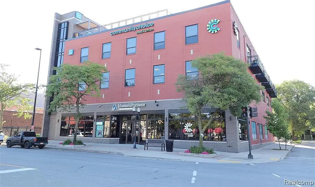 1 bed, 900 sqft, $2,500 — Photo 1