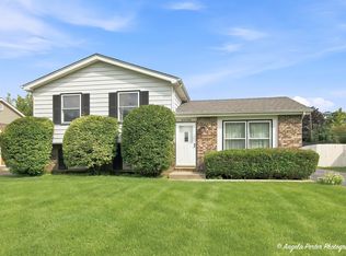25596 W Wacker Dr, Lake Villa, IL 60046