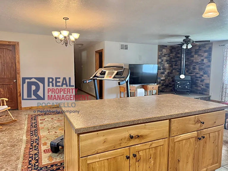 13355 N Dekay Rd — Photo 6