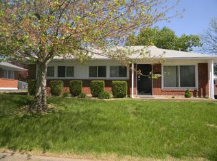 2106 Peabody Ln, Louisville, KY 40218