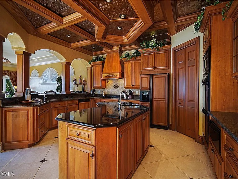 232 Bayshore Dr — Photo 7