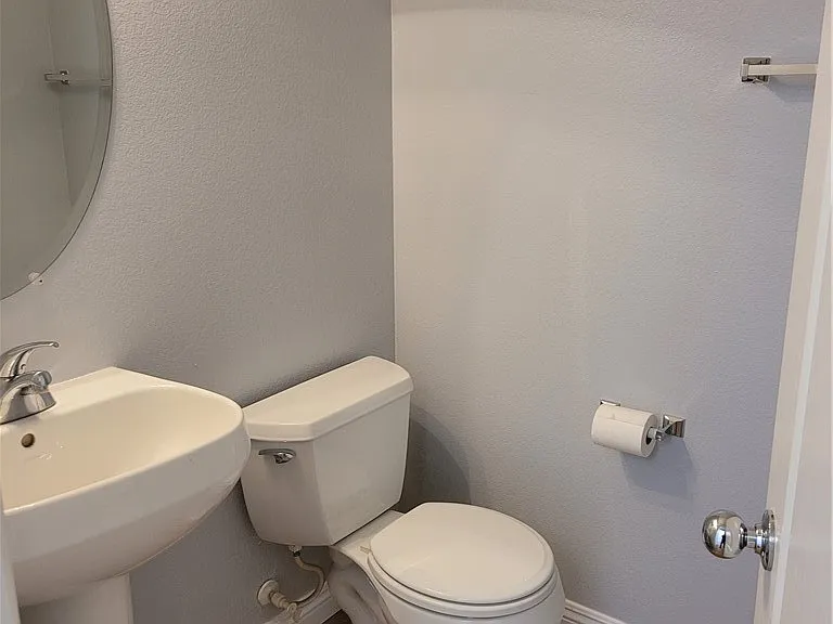 10564 Moultrie Ave — Photo 7