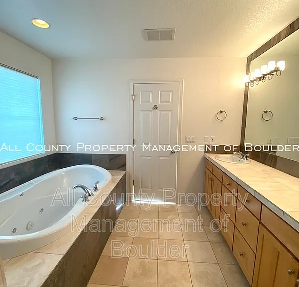 519 Sierra Ave — Photo 27