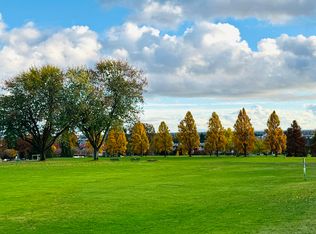 375 W 59th Ave #204, Vancouver, BC V5X 0J4