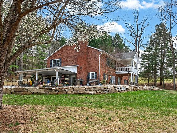 2nd image of 1955 Joy Ranch Rd