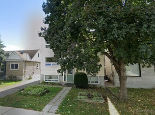 72 Jolliet Ave #2, Ottawa, ON K1L 5H2