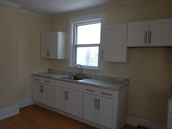 2nd image of 222 Westervelt Ave Floor 1