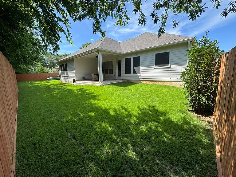 302 Limestone St — Photo 25
