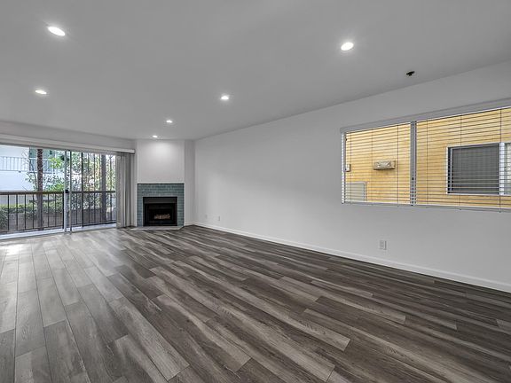 5th image of 1946 Selby Ave #103