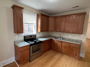 2 Ohara Pl APT 3, Pittsburgh, PA 15201