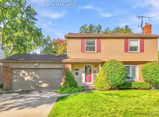 14803 Melvin St, Livonia, MI 48154