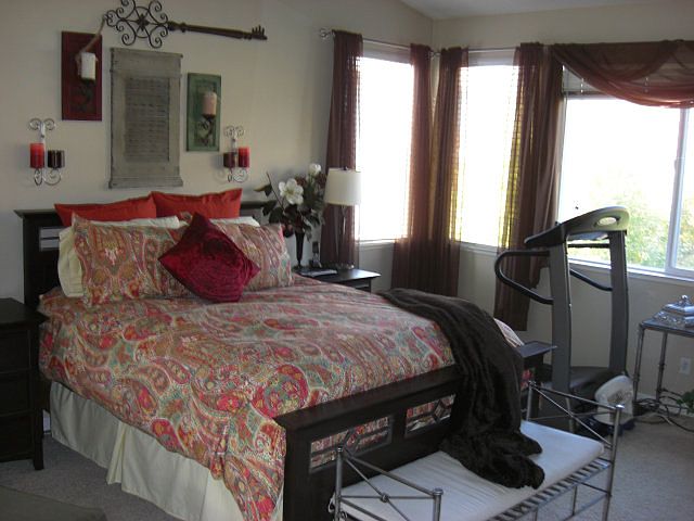 1st image of 4879 Stoneyford Ct