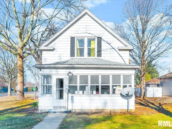 717 W Chestnut St, Chillicothe, IL 61523
