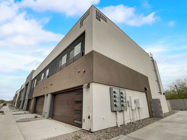 Parkview Townhomes | 16601 N Parkview Pl, Surprise, AZ