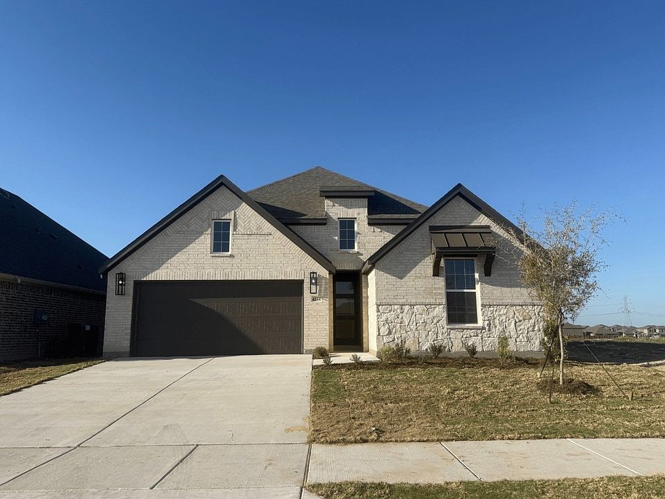 1st image of 4544 Sweet Clover Ln