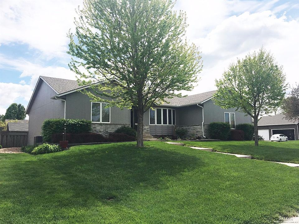 1st image of 2629 Carolina Dr