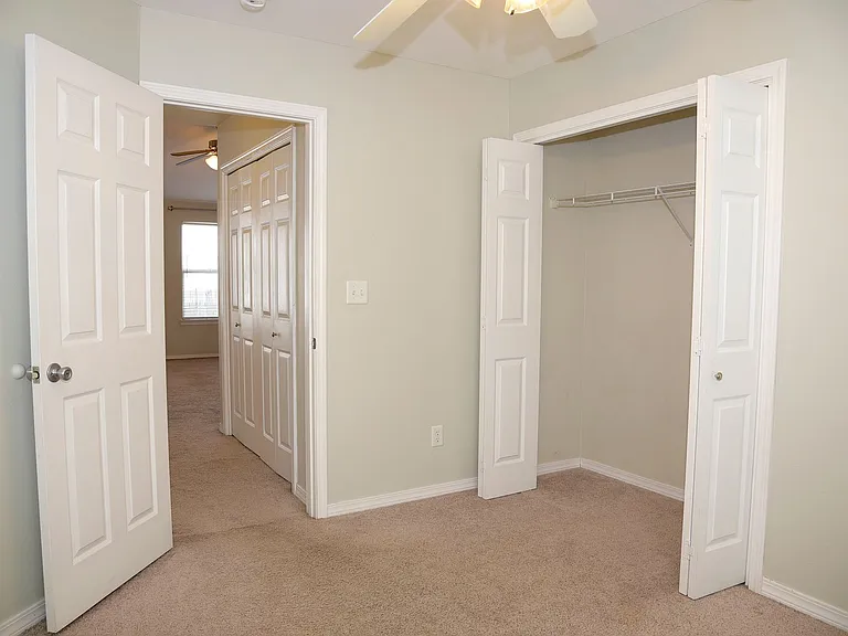 114 Quince Ave — Photo 12