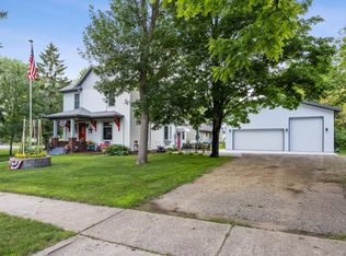216 Elizabeth St, Hawley, MN 56549