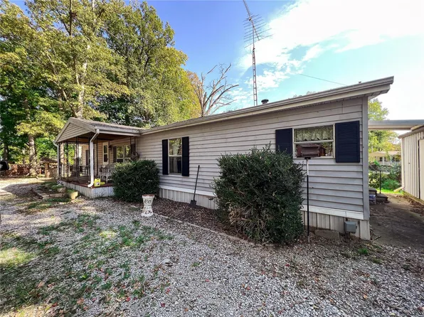 3344 Conservation Rd, Alma, IL 62807