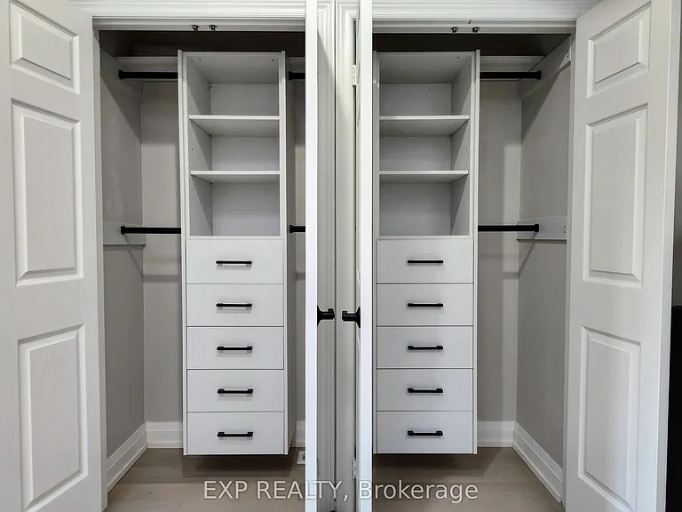 601 Adelaide St W — Photo 17