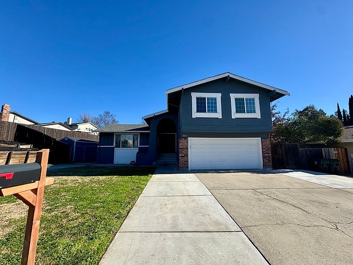 1st image of 8241 Garry Oak Dr