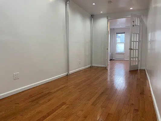 Rented by Compass | media 19