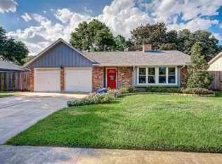 9730 Springview Ln, Houston, TX 77080