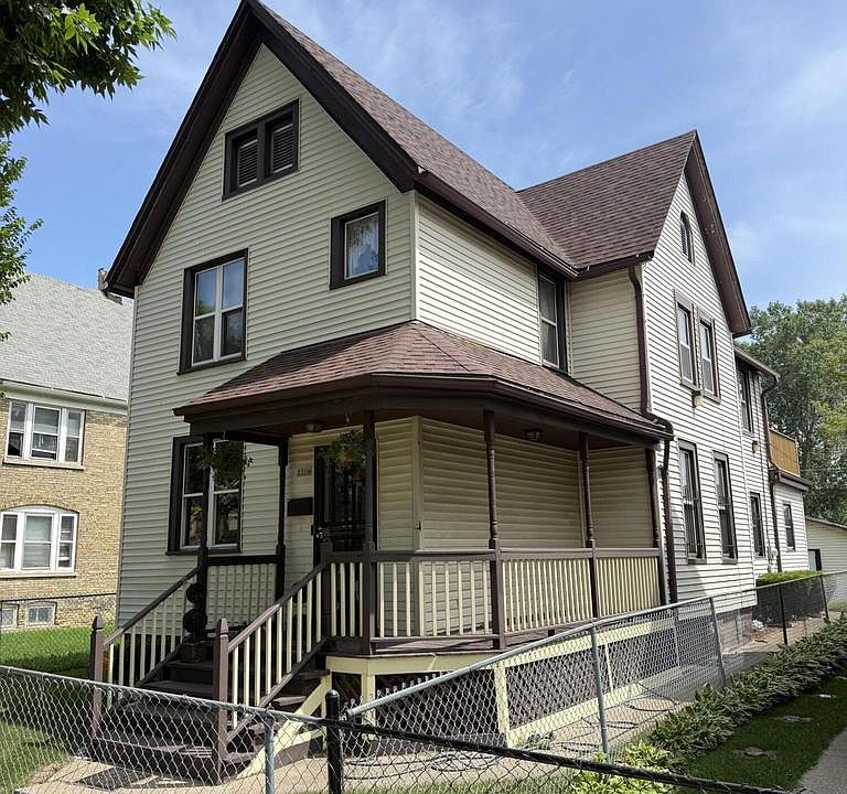 1st image of 2328 N 9th STREET