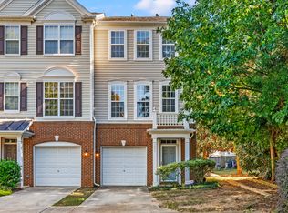 4904 Brook Knoll Pl, Raleigh, NC 27609