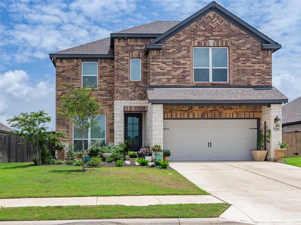 126 Periwinkle Ln, Bastrop, TX 78602