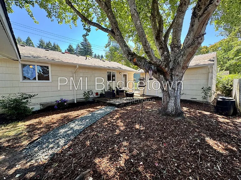 9725 SE 29th Ave — Photo 18