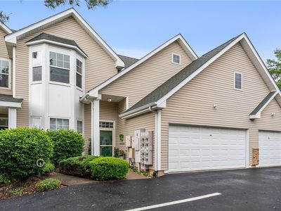 832 Eagle Pointe Dr, Canonsburg, PA, 15317