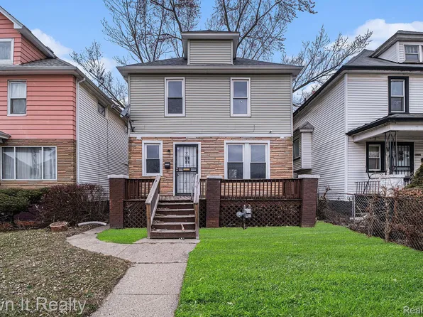 3328 Montgomery Ave, Detroit, MI 48206